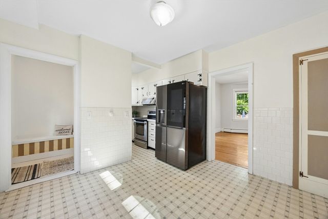 63 Park Terrace Rd, Worcester, MA 01604