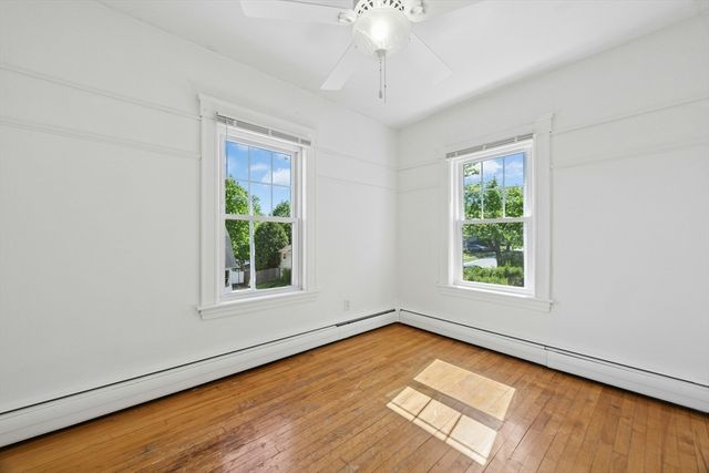 63 Park Terrace Rd, Worcester, MA 01604
