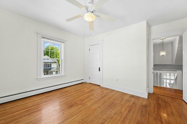 63 Park Terrace Rd, Worcester, MA 01604