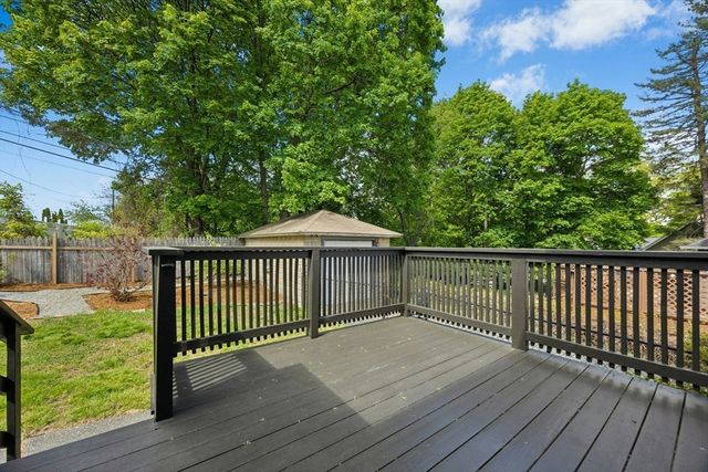 63 Park Terrace Rd, Worcester, MA 01604