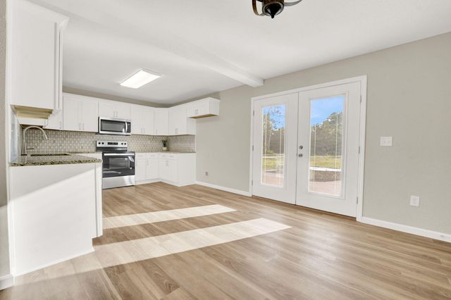 537 N 11th Street, Panama City, FL 32404