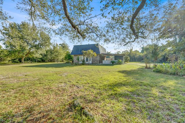 537 N 11th Street, Panama City, FL 32404