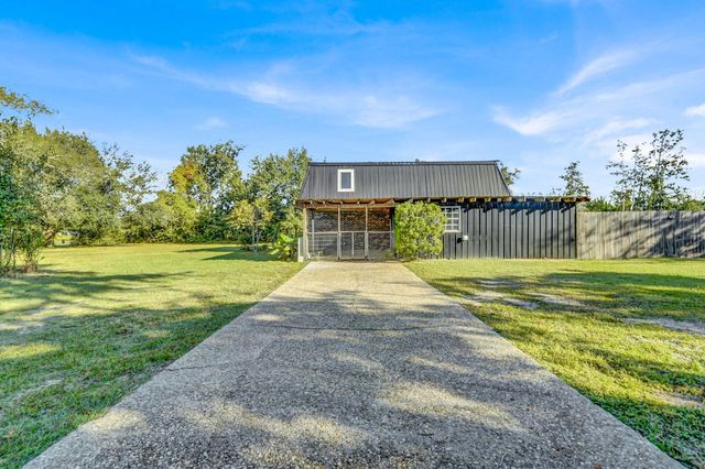 537 N 11th Street, Panama City, FL 32404