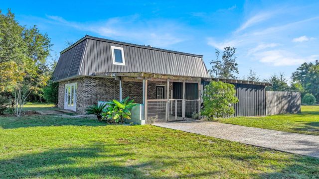 537 N 11th Street, Panama City, FL 32404