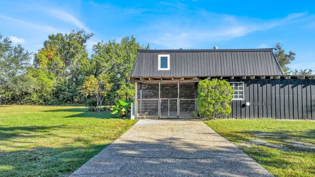 537 N 11th Street, Panama City, FL 32404