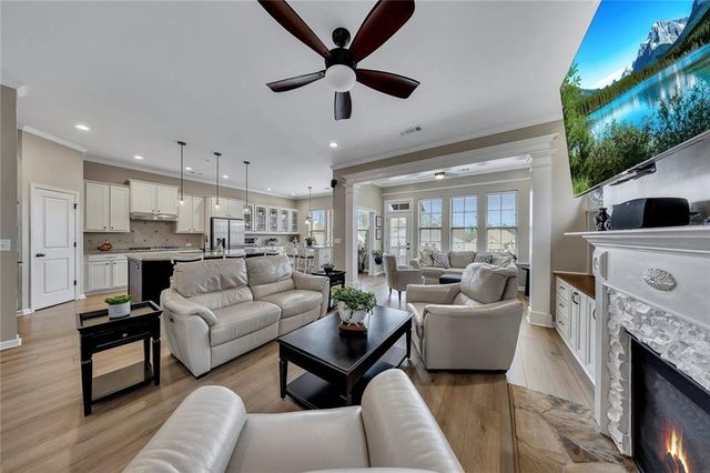 206 Hickory Nut Lane, Canton, GA 30115