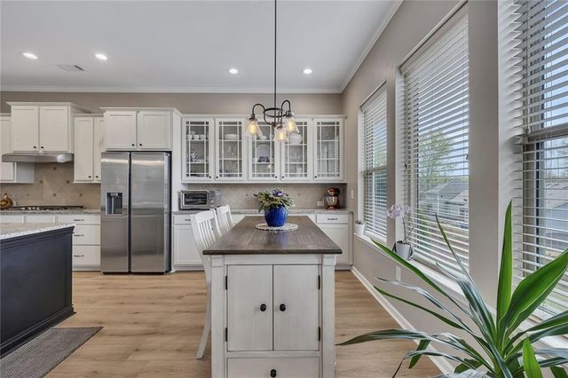 206 Hickory Nut Lane, Canton, GA 30115