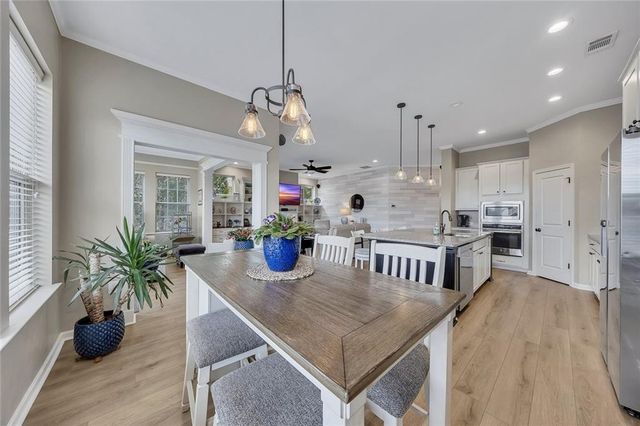 206 Hickory Nut Lane, Canton, GA 30115