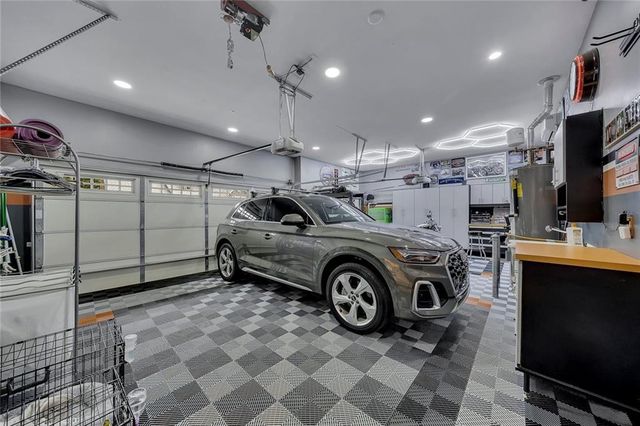 206 Hickory Nut Lane, Canton, GA 30115