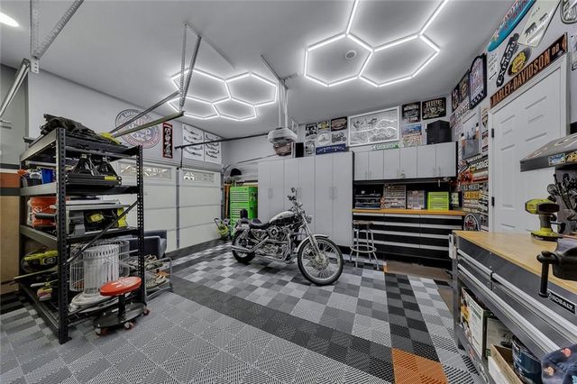 206 Hickory Nut Lane, Canton, GA 30115