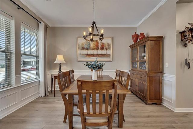 206 Hickory Nut Lane, Canton, GA 30115