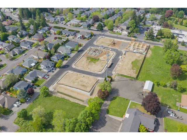 5868 Se 12th Ter, Gresham, OR 97080