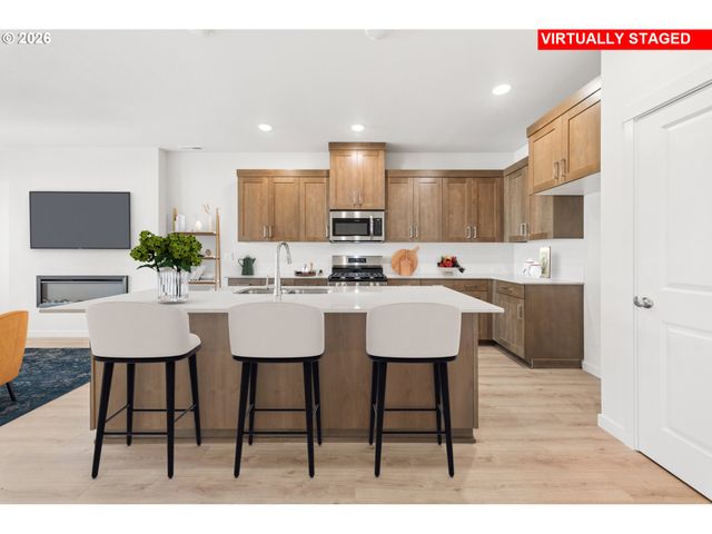 5868 Se 12th Ter, Gresham, OR 97080