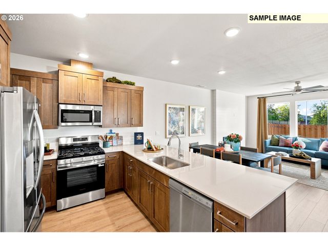 5868 Se 12th Ter, Gresham, OR 97080