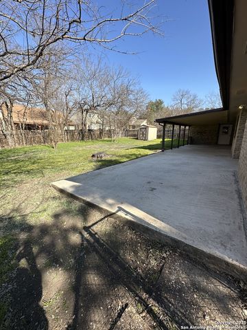 6127 Walking Gait, San Antonio, TX 78240