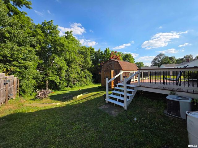 244 LAWNRIDGE Drive, Creve Coeur, IL 61610
