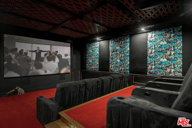 16001 Woodvale Road, Encino, CA 91436