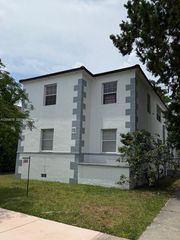 15 Sidonia Ave 3, Coral Gables, FL 33134