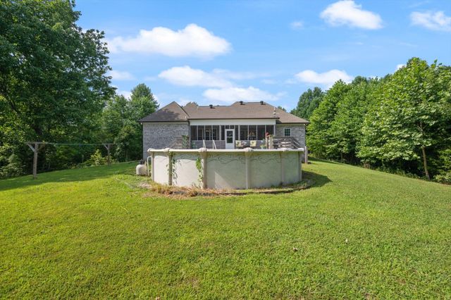 226 Walton Rd, Hampshire, TN 38461
