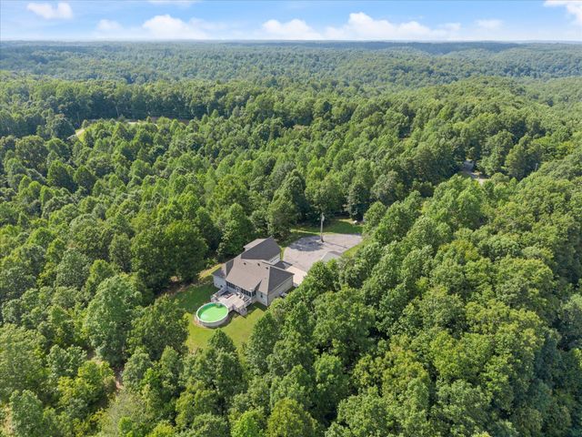 226 Walton Rd, Hampshire, TN 38461