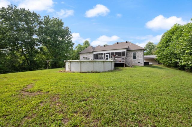 226 Walton Rd, Hampshire, TN 38461