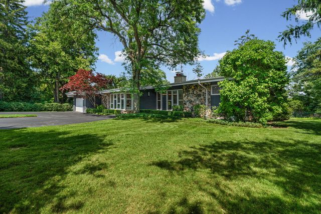 415 Clavey Lane, Highland Park, IL 60035