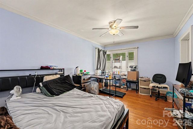 1612 Statesville Boulevard, Salisbury, NC 28144