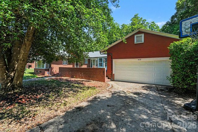 1612 Statesville Boulevard, Salisbury, NC 28144