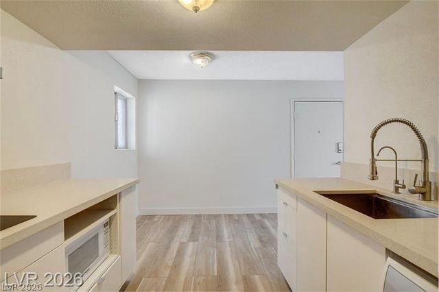 3841 Daisy Street 19, Las Vegas, NV 89119