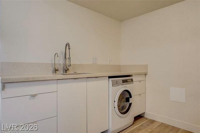 3841 Daisy Street 19, Las Vegas, NV 89119
