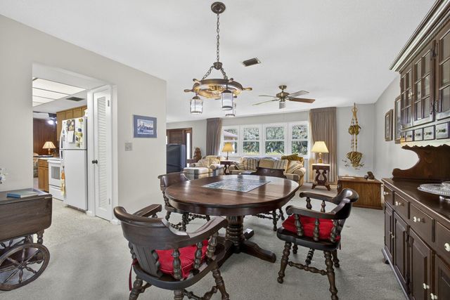 19 E Arch Drive, Lake Worth, FL 33467