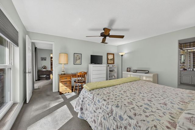 19 E Arch Drive, Lake Worth, FL 33467