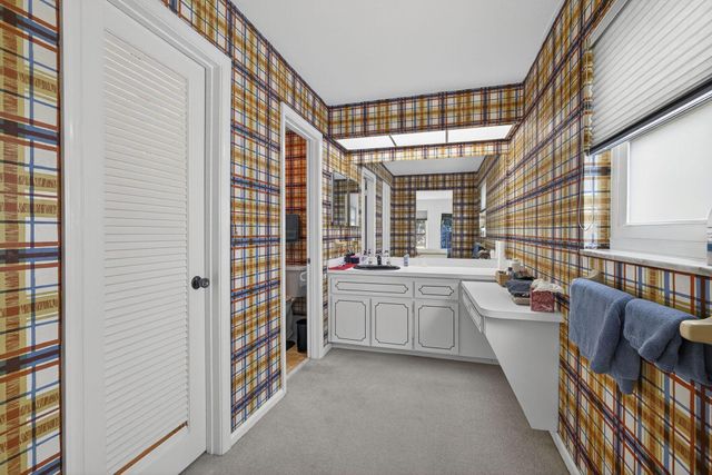 19 E Arch Drive, Lake Worth, FL 33467