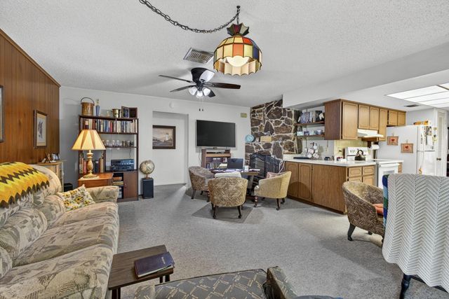 19 E Arch Drive, Lake Worth, FL 33467