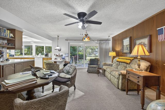 19 E Arch Drive, Lake Worth, FL 33467