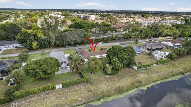 19 E Arch Drive, Lake Worth, FL 33467