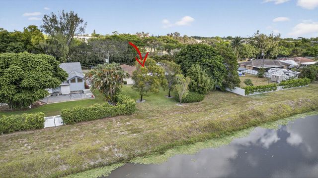 19 E Arch Drive, Lake Worth, FL 33467
