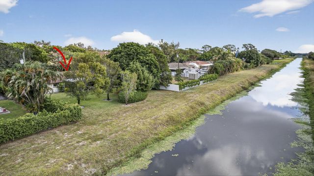 19 E Arch Drive, Lake Worth, FL 33467