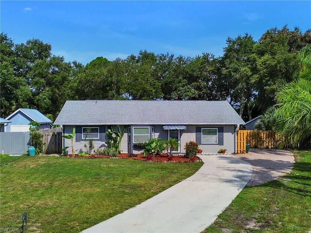 11870 Imperial Pines WAY, BONITA SPRINGS, FL 34135 — exterior