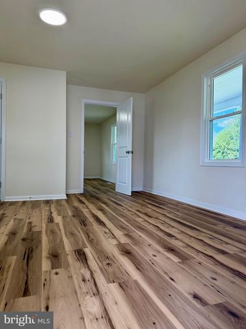 619 BRANCH ST, Strasburg, VA 22657
