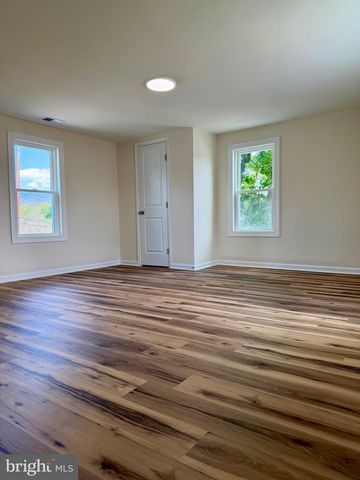 619 BRANCH ST, Strasburg, VA 22657