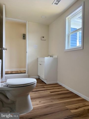 619 BRANCH ST, Strasburg, VA 22657