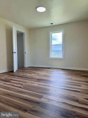 619 BRANCH ST, Strasburg, VA 22657