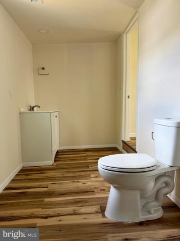 619 BRANCH ST, Strasburg, VA 22657