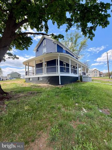 619 BRANCH ST, Strasburg, VA 22657