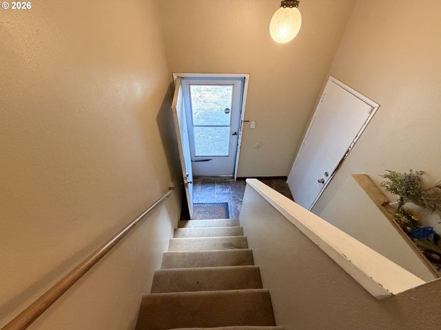 21123 Se MORRISON St, Gresham, OR 97030