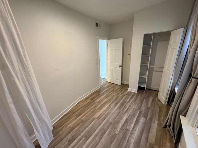 3505 W MONTROSE Avenue, Chicago, IL 60618