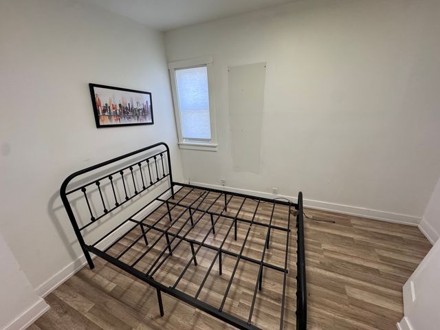 3505 W MONTROSE Avenue, Chicago, IL 60618