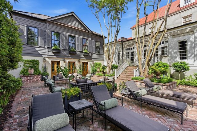 140 Queen Street, Charleston, SC 29401