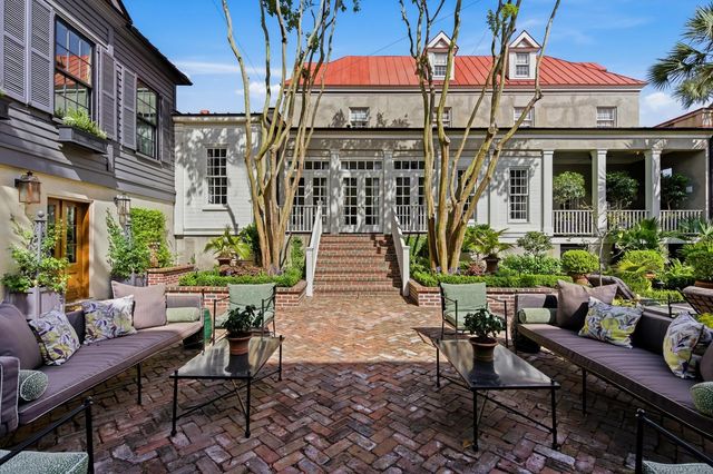 140 Queen Street, Charleston, SC 29401